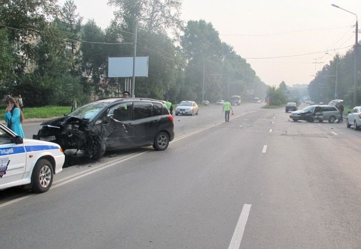 Происшествия, Томские новости, Один человек госпитализирован после столкновения двух иномарок в Томске Один человек госпитализирован после столкновения двух иномарок в Томске