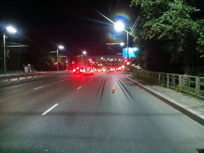 Происшествия, Томские новости, Две девушки пострадали при падении в томской маршрутке Две девушки пострадали при падении в томской маршрутке