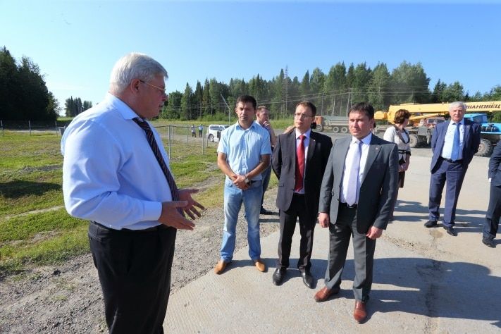 Дороги, Томские новости, Губернатор раскритиковал областных дорожников за состояние дороги Каргасок - Парабель Губернатор раскритиковал областных дорожников за состояние дороги Каргасок - Парабель