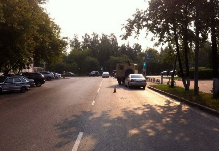 Происшествия, Томские новости, Две женщины получили травмы при столкновении двух ГАЗов в Томске Две женщины получили травмы при столкновении двух ГАЗов в Томске