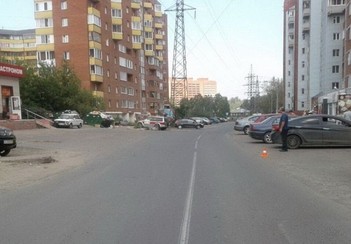 Происшествия, Томские новости, В Томске водитель Lada Granta сбил пешехода и скрылся с места ДТП В Томске водитель Lada Granta сбил пешехода и скрылся с места ДТП