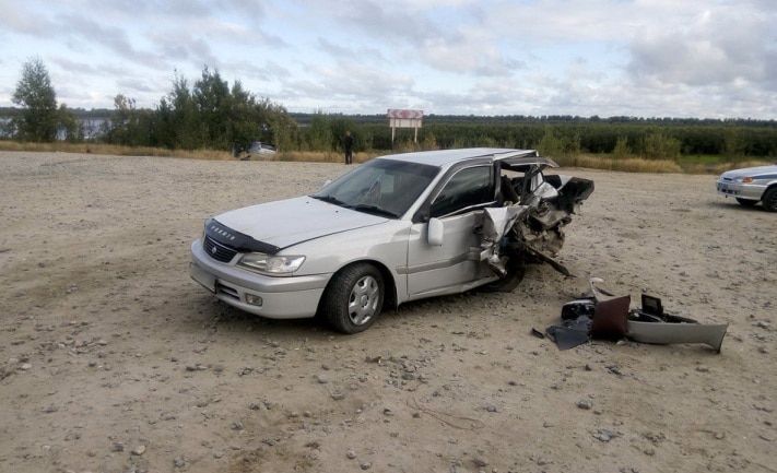Происшествия, Томские новости, Три человека пострадали при столкновении попутных иномарок на трассе в Томской области Три человека пострадали при столкновении попутных иномарок на трассе в Томской области