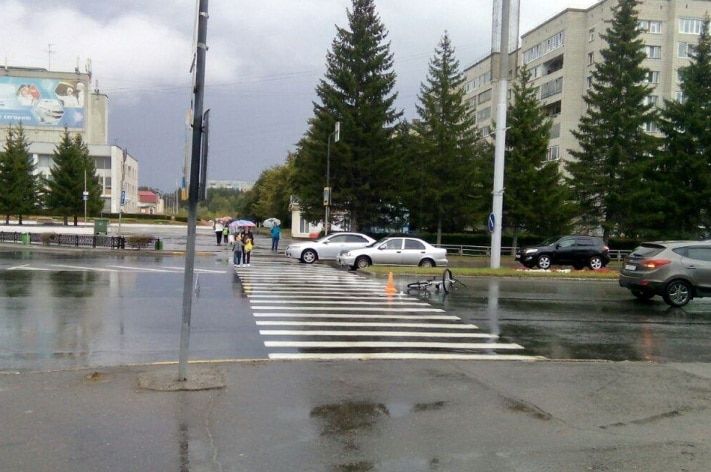 Происшествия, Томские новости, В Северске пожилой водитель сбил велосипедистку на «зебре» В Северске пожилой водитель сбил велосипедистку на «зебре»