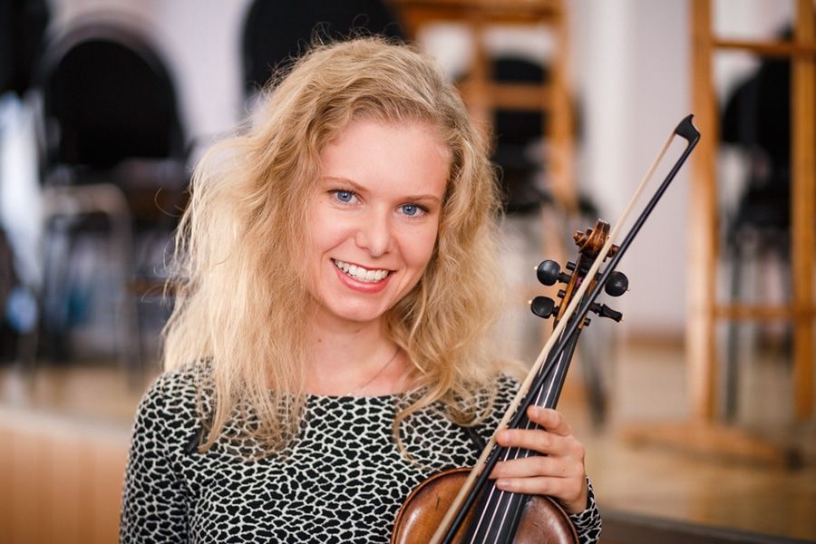 Концертмейстер томского симфонического Анна Штрауб: Как не разбить скрипку и слушать тишину