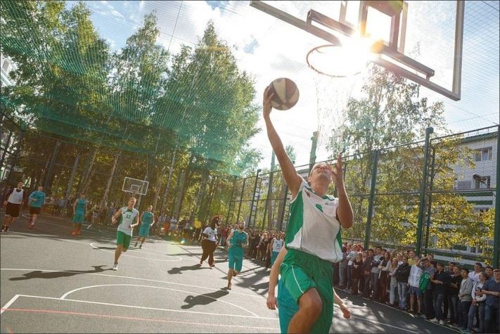 Городское благоустройство, Томские новости, В Томске на Вершинина открылась новая спортплощадка В Томске на Вершинина открылась новая спортплощадка