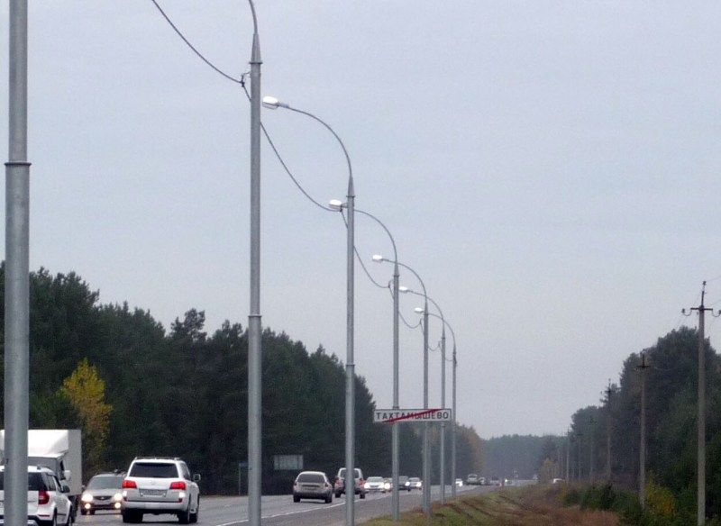 Дороги, Томские новости, На подъезде к Томску установили сто фонарных столбов На подъезде к Томску установили сто фонарных столбов