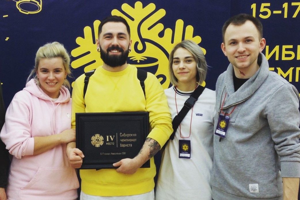 Еда, Конкурсы и акции, Томские новости, Сибирский чемпионат бариста победитель THE BURGER LAB Тимур Димов Управляющий THE BURGER LAB стал одним из победителей Сибирского чемпионата бариста