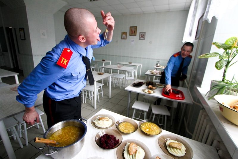 Происшествия, Томские новости, каша червяки Роспотребнадзор кадетский корпус Роспотребнадзор проверяет информацию о червяках в каше, подаваемой воспитанникам Томского кадетского корпуса