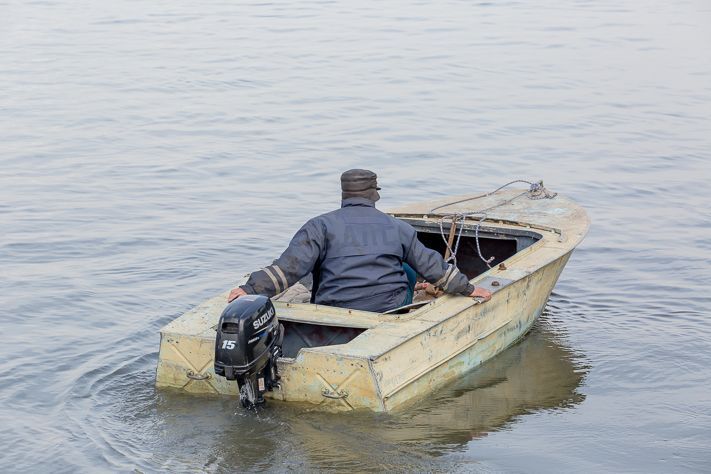 Происшествия, Томские новости, авария столкнулись баржа врезались происшествия на воде Баржа столкнулась с двумя лодками в Томской области, пострадавших нет