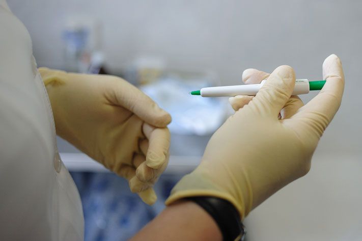 Медицина и здоровье, Томские новости, Эпидемия гриппа, прививка грипп привиться вакцина Томичи могут бесплатно поставить прививку от гриппа