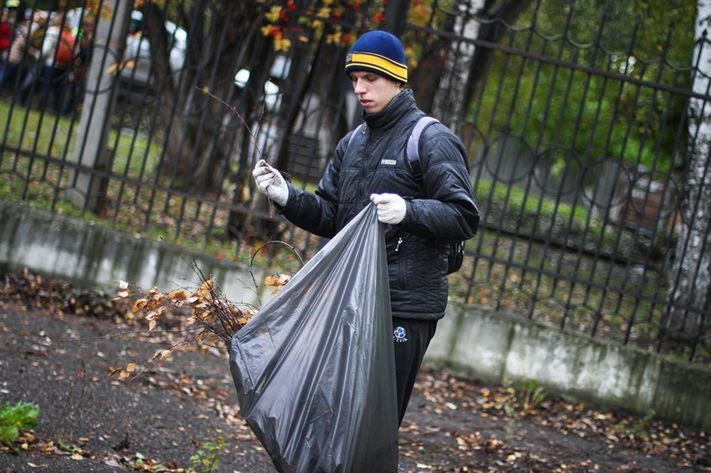 Городское благоустройство, Томские новости, апрель субботники уборка города чистый Томск прибраться убрать мусор порядок городу к лицу На следующей неделе в Томске стартуют общегородские субботники
