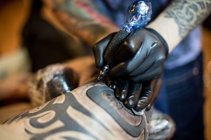 Томский Обзор, новости, Мировые новости татуировки партаки сделать тату Новосибирск недорого цены эскизы где найти скачать Новосибирцы массово делают татуировки с QR-кодами