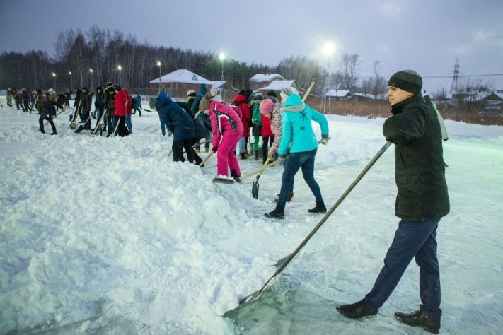 Отдых, Томские новости, каток Мавлюкеевское озеро ТГУ Парус самый большой каток Завтра в Томске откроется один из самых больших катков в Сибири