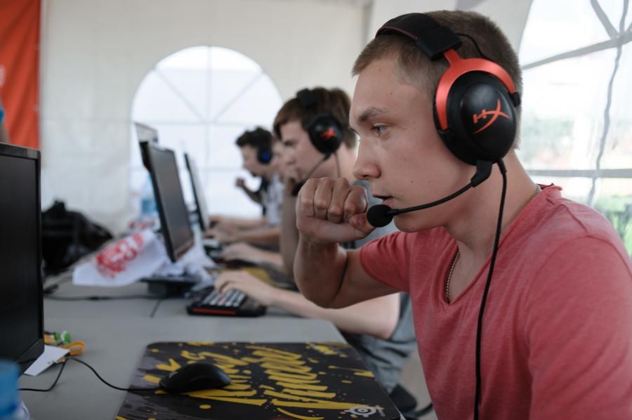 Конкурсы и акции, Праздники, Томские новости, день молодежи выходные куда сходить мероприятия праздники Кубок по Dota2 и автомобильный фестиваль пройдут в Томске в День молодежи