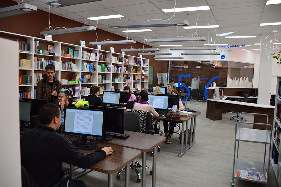 Коронавирус (Covid-19), Образование и наука, ТГУ, Томские новости, помещения индивидуальная работа библиотека вуз НБ ТГУ В Научной библиотеке ТГУ вновь можно бронировать помещения