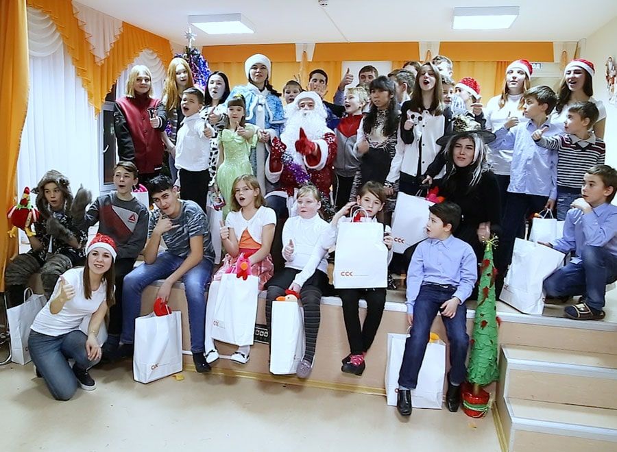 Новогодняя сказка для детей. Молодые специалисты Томского филиала АО «ССК» организовали праздник детям, оставшимся без попечения родителей