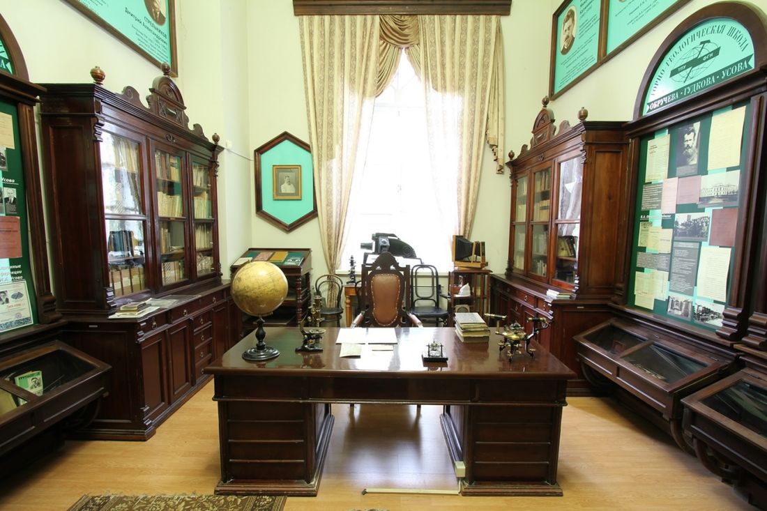 Музеи Томска, Томские новости, Томск селфи музей политех луна-24 Томичей приглашают сфотографироваться в кресле академика Обручева