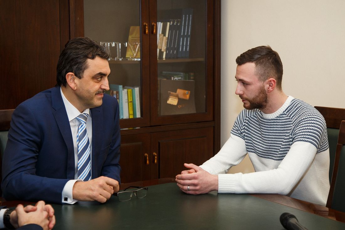 Криминал, Томские новости, Томск ТГУ студент происшествие герой Галажинский ректор Студент ТГУ задержал преступника и вернул женщине сумочку