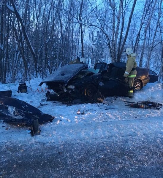 Происшествия, Томские новости, авария ДТП столкнулись микроавтобус и легковушка насмерть Двое погибли в утреннем ДТП на трассе Стрежевой — Нижневартовск (ФОТО)