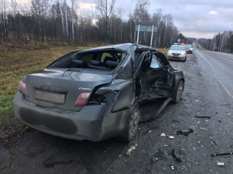 Происшествия, Томские новости, ДТП авария столкновение погиб смертельное ДТП как доехать до аэропорта Томска Пассажир иномарки погиб при столкновении с встречным авто на трассе Томск-Аэропорт (ФОТО)