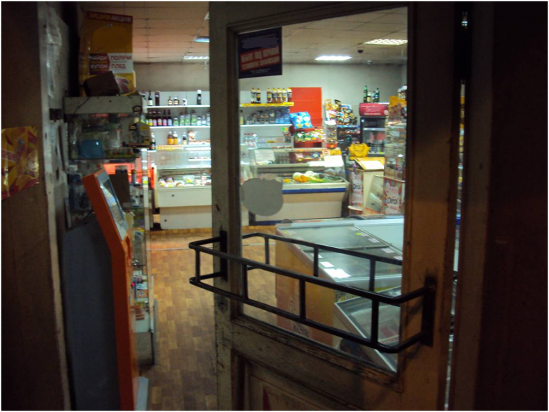 Криминал, Происшествия, Томские новости, нападение разбой преступники украли угрожали видео с камеры наблюдения В Томске задержали грабителей, напавших на продавца (ФОТО, ВИДЕО)