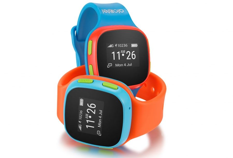 У семи нянек: обзор часов Alcatel MoveTime Track&Talk