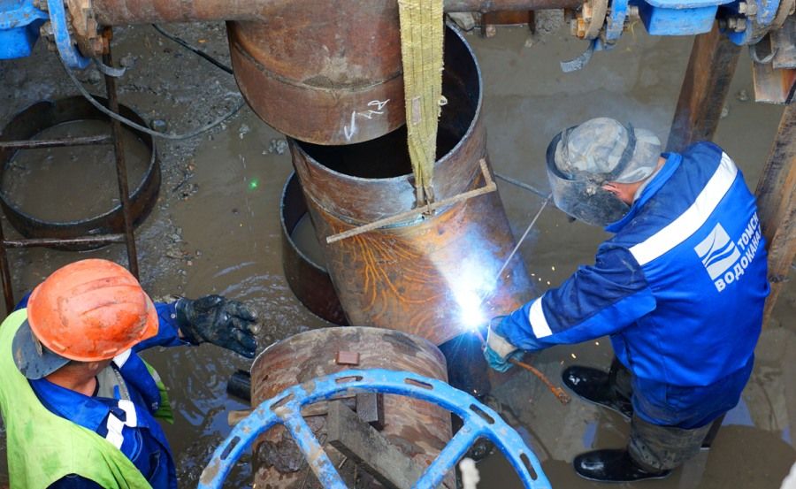 ЖКХ, Томские новости, отключение воды график отключения Томскводоканал останутся без воды работы ремонтируют сети задолбал Холодная вода вернулась в отключенные дома Томска раньше срока (ФОТО)