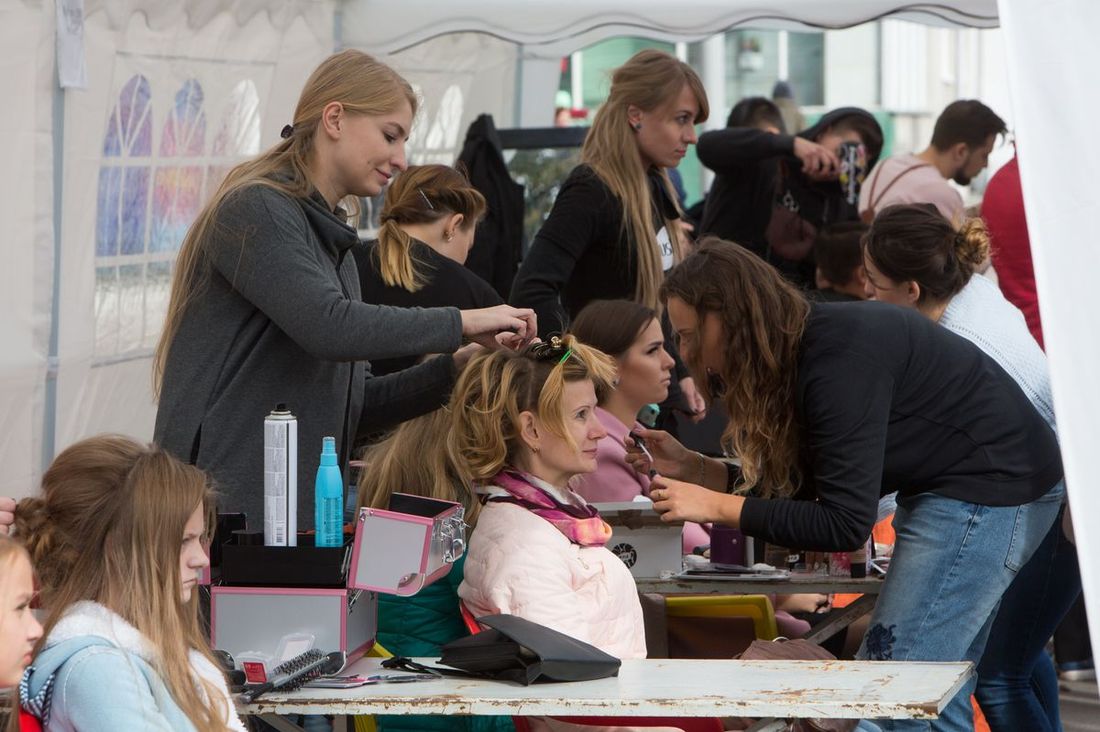 Конкурсы и акции, Томские новости, парикмахеры конкурсы профессиональное мастерство Завтра в Томске стартует областной чемпионат по парикмахерскому искусству