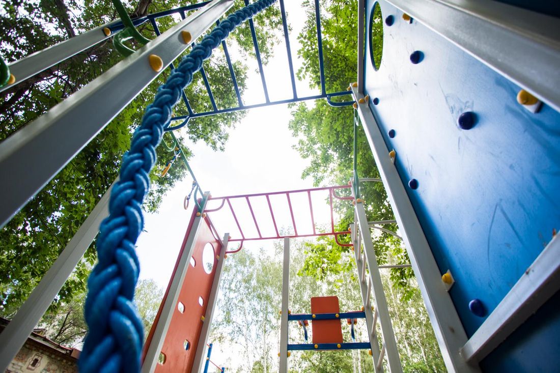 Дума Томска, Спорт, Спорт в Томске, Томские новости, Томск Гордума депутаты спорт площадка комплекс установка В 2017 году в Томске установили 54 новых комплекса общефизической подготовки