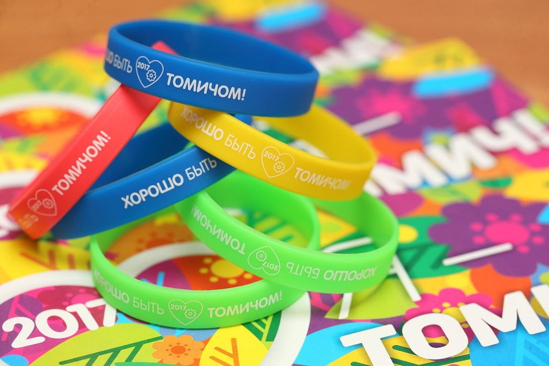 День томича, Томские новости, День томича сувенирная продукция сувениры на память К Дню томича подготовили около 1,5 тыс. сувениров