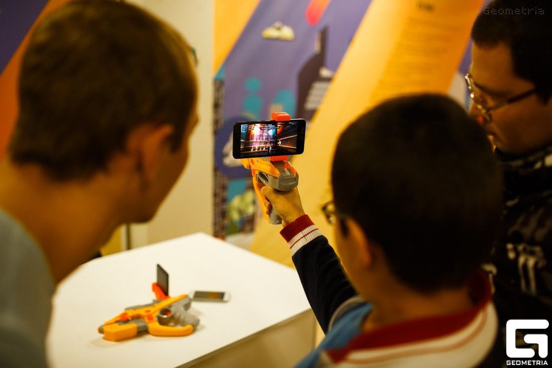 Дети в Томске и области, Дети города, Инновации и технологии, Образование и наука, Томские новости, Томск выставка технологии будущее роботы дети гаджеты Выставка технологий «Город Будущего» — приключение для всей семьи