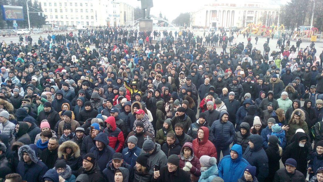 Пожар в ТЦ «Зимняя Вишня», Происшествия, Томские новости, митинг областная администрация видео Сотни кемеровчан вышли на митинг у здания обладминистрации (ФОТО, ВИДЕО)