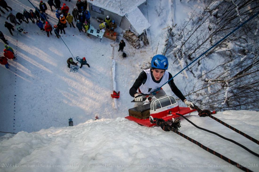Спорт, Спорт в Томске, Томские новости, ледолазание спорт альпинизм защита скалолазание Темерев В Томске впервые прошло первенство России по альпинизму (ФОТО)
