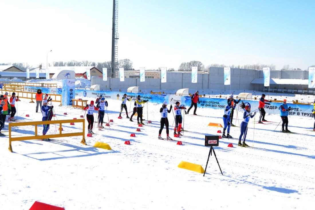 Томские новости, Томскнефть ВНК, спартакиада спорт лыжи коньки зимние виды спорта Томские нефтяники привезли медали со спартакиады «Роснефти»