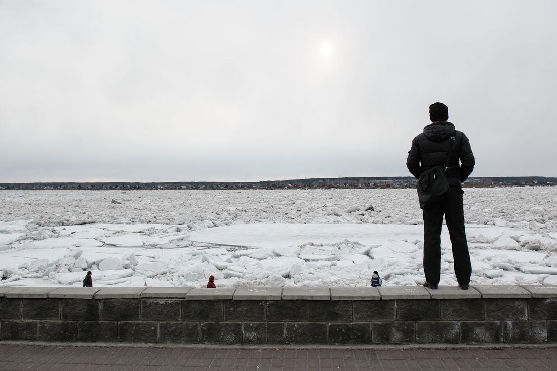 Безопасность, Паводок, Томские новости, выход на лед разрушение льда безопасность половодье паводок Томичей предупреждают об опасности выхода на лед