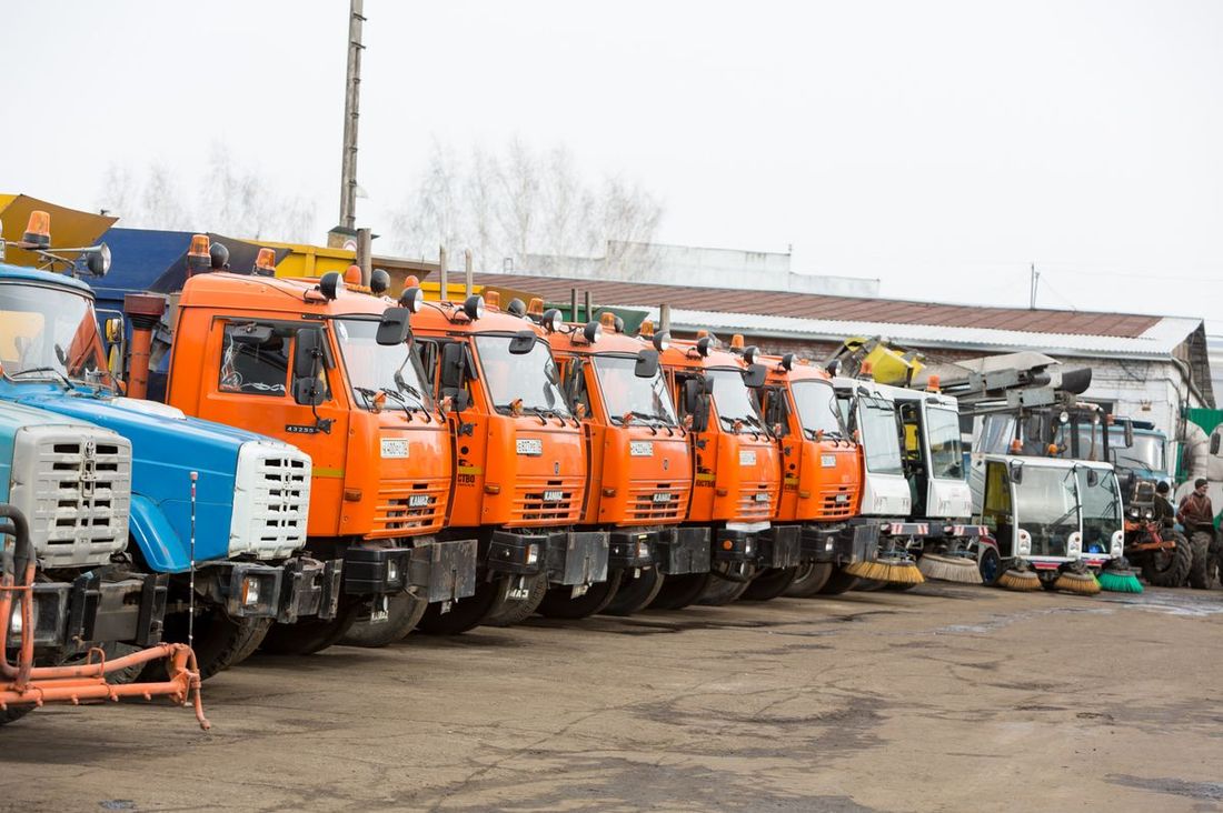 Дороги, Томские новости, снегопад посыпка улиц гололед пескотряс В Томске «Спецавтохозяйство» начало посыпку улиц песко-соляной смесью