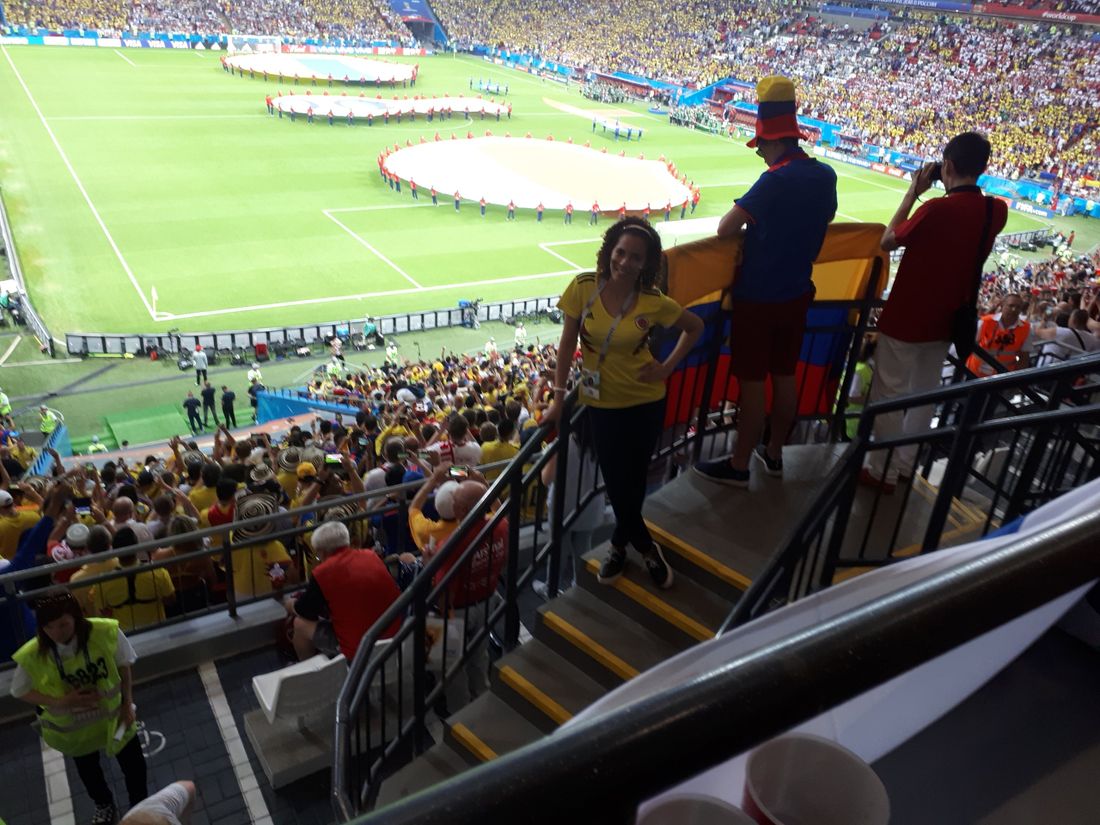 Жизненное пространство, Люди, Образование и наука, Томские новости, томск картахена арэн-Маргарите Руис-Корреа сергей покидов Томский врач сделал предложение своей девушке-колумбийке во время матча Польша-Колумбия