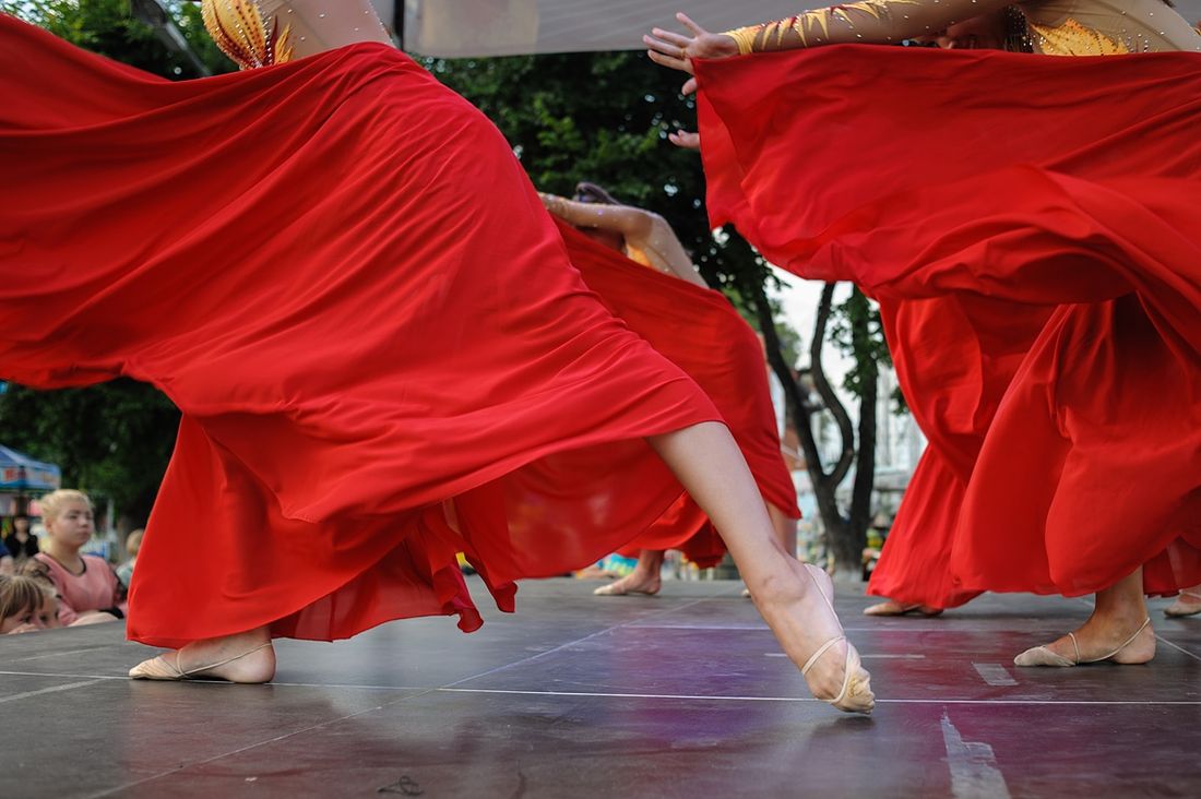 Культура в Томске, Томские новости, танцы сальса бачата трайбл кизомба зумба бесплатная тренировка В центре Томска станцуют сальсу