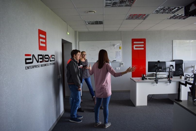 Проект IT-старт, Работа, Работа в Томске, Томские новости, школьники визит енбисис it-старт работа для школьников Томские школьники посетили компанию ENBISYS в рамках IT-старта (ФОТО)