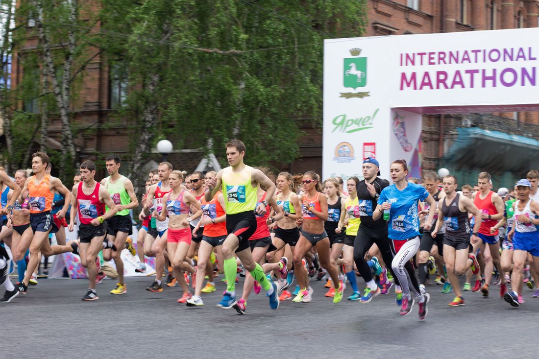 Конкурсы и акции, Спорт, Спорт в Томске, Томские новости, марафон бег забег бегуны бегут Первый томский легкоатлетический марафон (ФОТО)