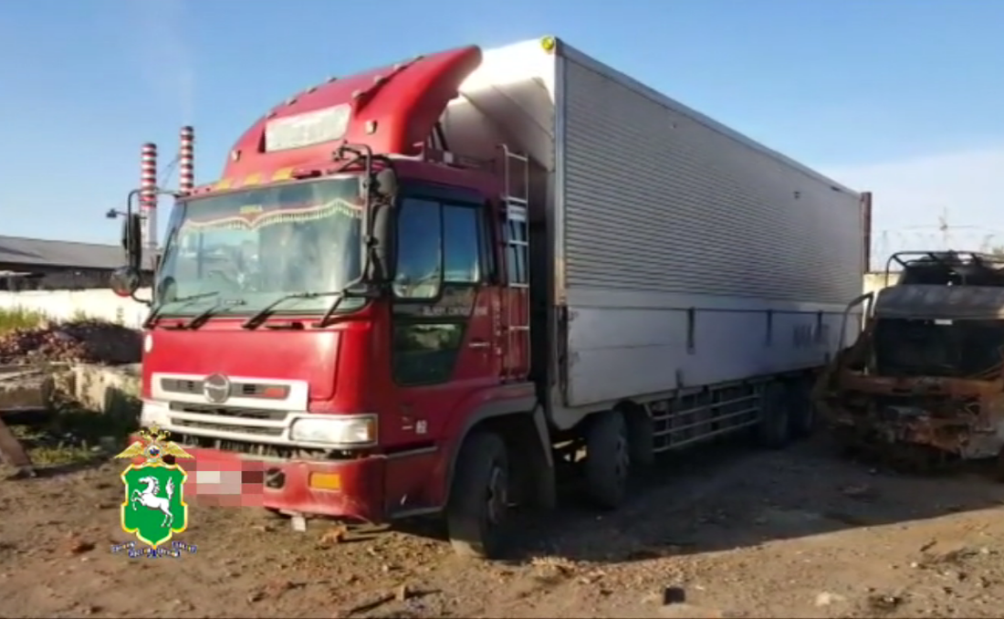 Происшествия, Томские новости, авария Томск-Колпашево скрылся с места преступления грузовик Полицейские задержали грузовик, скрывшейся с места ДТП на трассе Томск-Колпашево