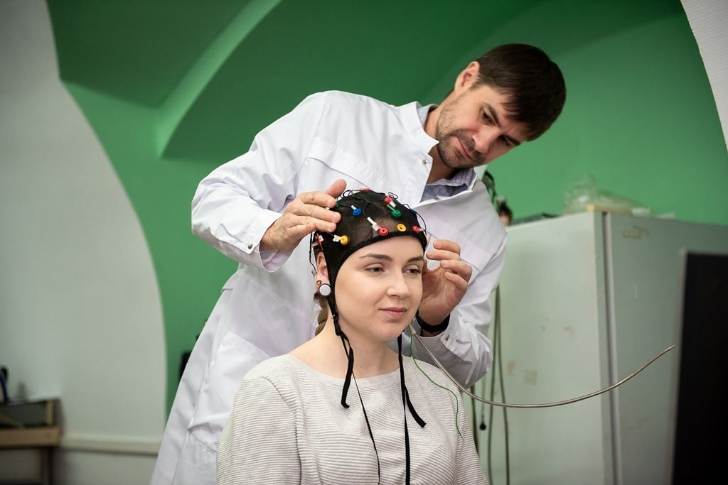 Образование и наука, ТГУ, Томские новости, ученые наука психофизиология зеркальные нейроны Томские ученые помогли выяснить новые факты о «включении» зеркальных нейронов