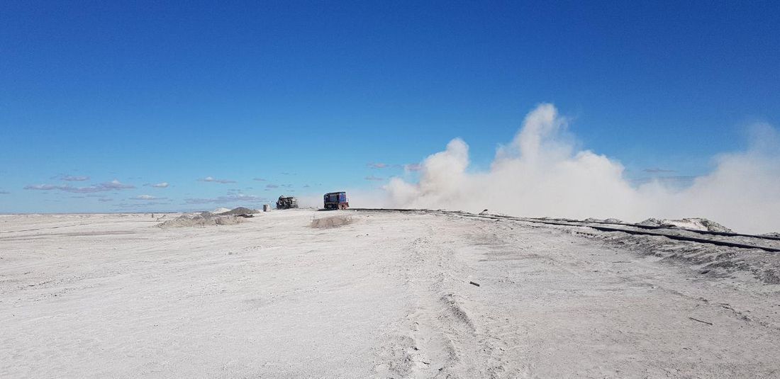 Образование и наука, Томские новости, пыль химия реагент Специалисты из Томска решают в Казахстане проблему с пылью