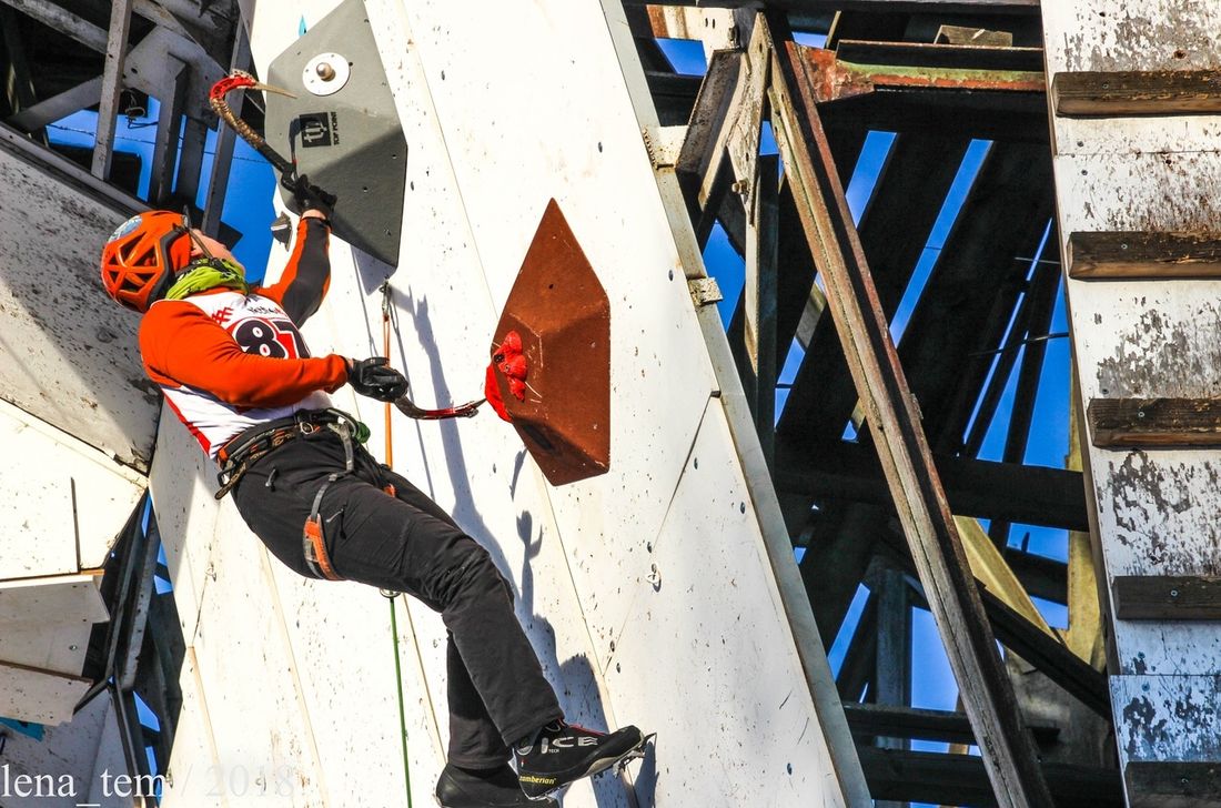 Спорт, Спорт в Томске, Томские новости, награды фестиваль ледолазный сезон награды победа томские альпинисты Томские спортсмены привезли награды с открытия российского ледолазного сезона (ФОТО)