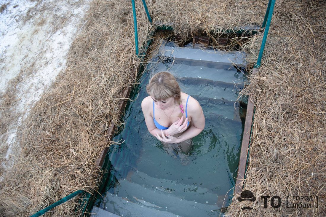 Крещенские купания, Томские новости, Крещенским купальщицам Томска подарят сыворотку красоты