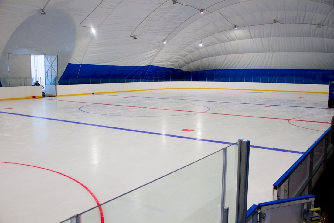 Томская ТВЗ, Томские новости, лёд морозилка каток куда сходить круглый год каток Каток с искусственным льдом заработал в томской ОЭЗ (ФОТО)