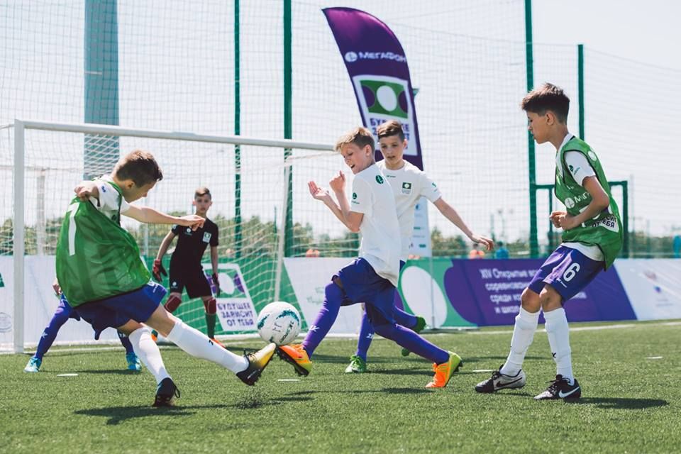 Томский Обзор, новости, МегаФон, Мировые новости мегафон будущее футбол благотворительность 18 детских команд сразятся в финале турнира «Будущее зависит от тебя» за путевку в летнем футбольном лагере ФК «Барселоны»