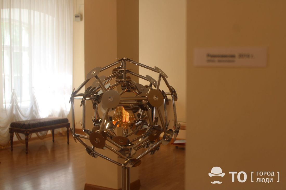 Томские новости, Томский областной краеведческий музей, выставка движущиеся фигуры куда сходить интересные выставки в Томске В Краеведческом открылась выставка мобилей «Арт-кинетика»