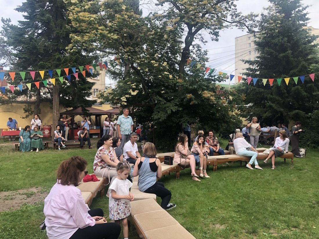 Деревянная архитектура, Отдых, Томские новости, икона стиля фестиваль open air томск мурашов центр деревянное зодчество сохранение памятников архите В Томске прошел ироничный open air «Томск — икона стиля» (ФОТО)