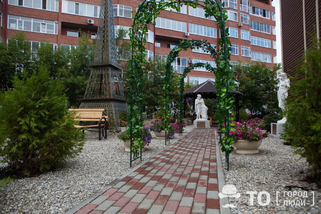 Город, Городское благоустройство, Томские новости, сквер новые места парки зоны отдыха город В Томске открылся Сквер любви с «Эфелевой башней» и «пирамидой Хеопса» (ФОТО)